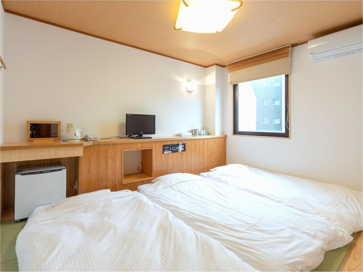 Business Hotel Yanagi Kitakyushu Kokura Exteriör bild